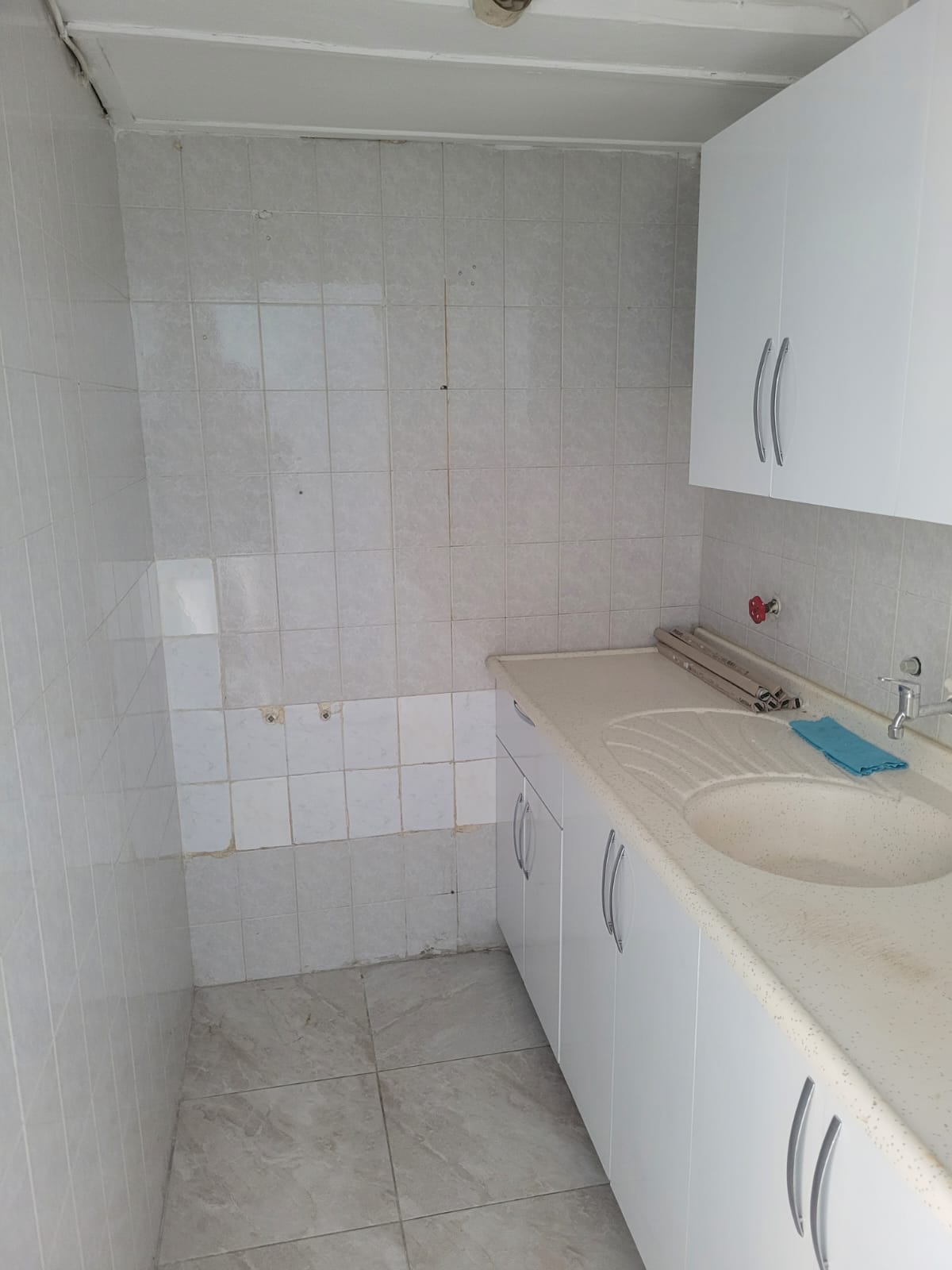 BASMANE MEYDANI FUAR KARŞISI İŞ HANINDA TABELA DEĞERİ YÜKSEK